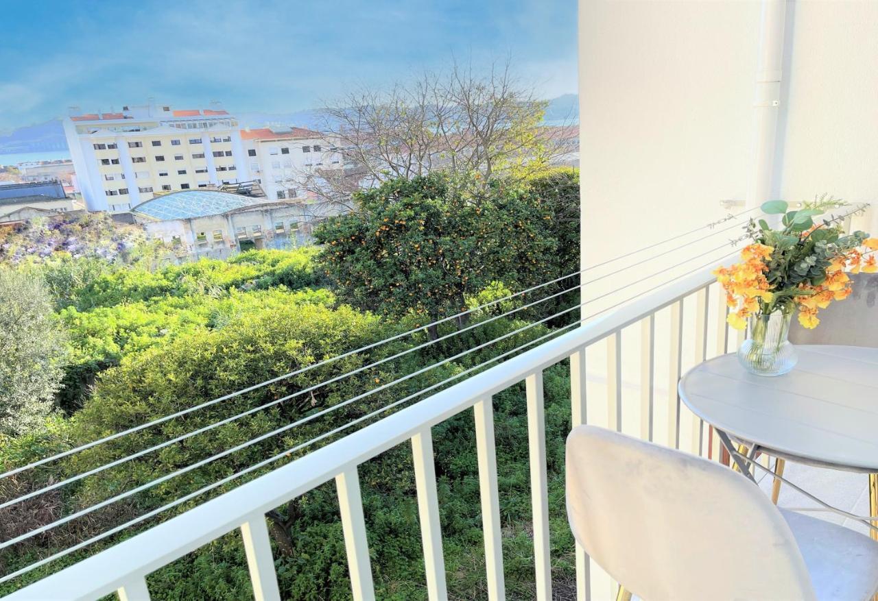Apartment Ajuda Tagus River View Lisboa Exteriör bild